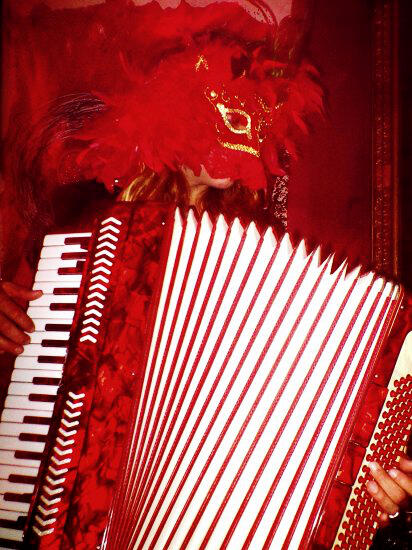 Zydepunks at the Dragon’s Den, New Orleans, Louisiana, 17 Feb. 2007